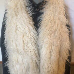 American eagle outfitters super shaggy faux fur long vest off white size medium